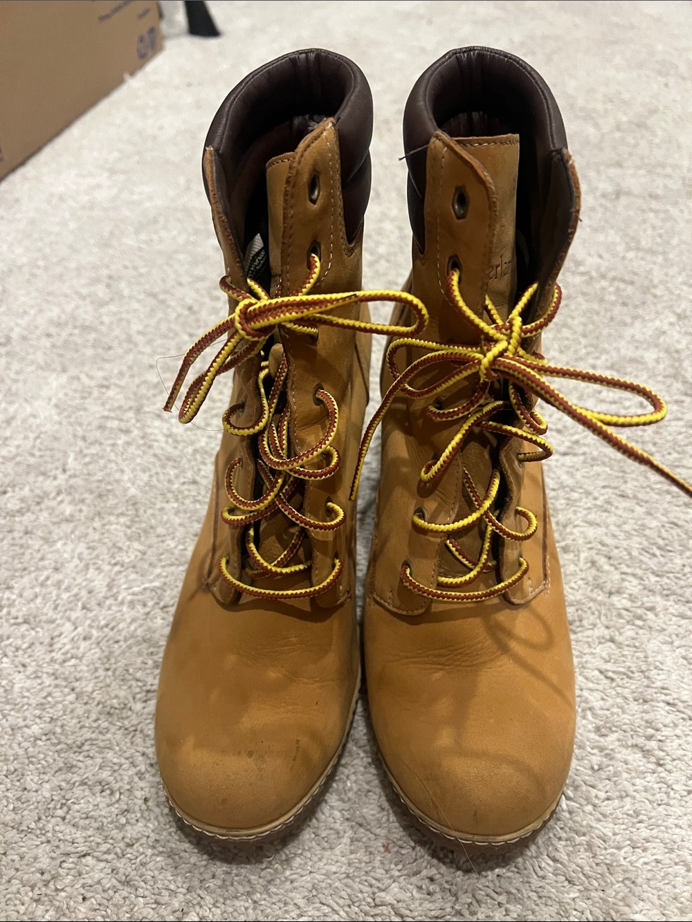 Timberland Women's Wheat Lace-Up Work Boots with Brown Collar
